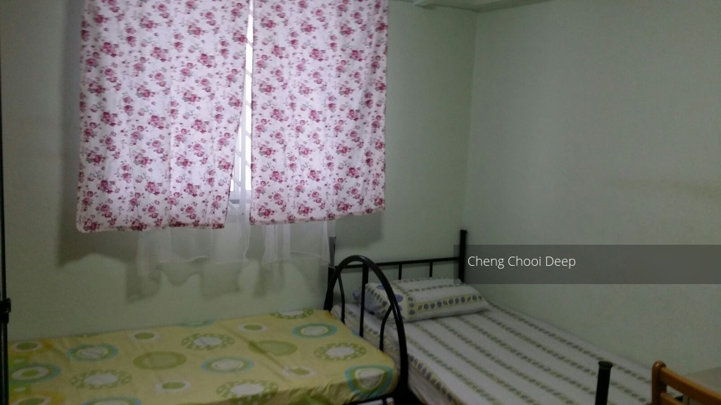Yishun Avenue 5 thumbnail photo